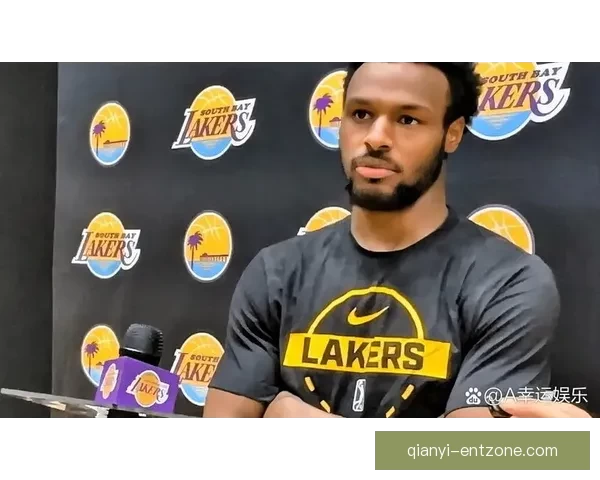 布朗尼砍下26分7篮板5助攻带领南湾湖人获胜 老詹盛赞布朗尼表现超乎想象