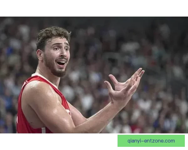 申京:球队开局良好应获胜但比赛中突发断电未能理解原因 申京:球队开局良好应获胜但比赛中突发断电未能理解原因