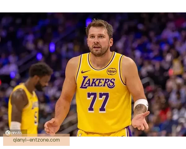 NBA官方公布周最佳球员 约基奇塔图姆获选 东契奇哈登申京等球星提名